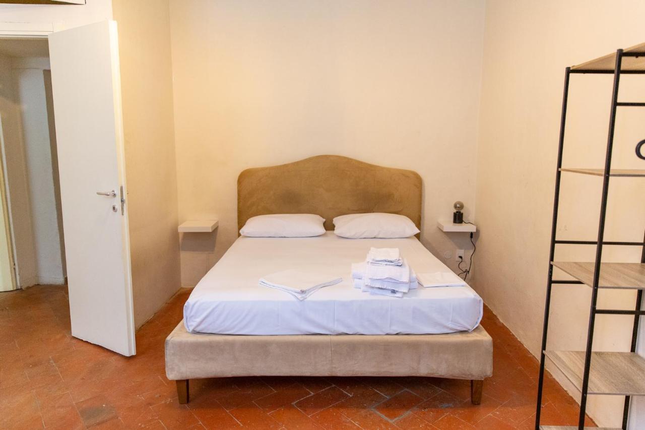 Charming Apartment By Bargello Museum Firenze Bagian luar foto
