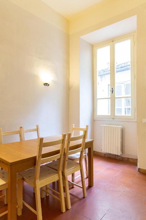 Charming Apartment By Bargello Museum Firenze Bagian luar foto