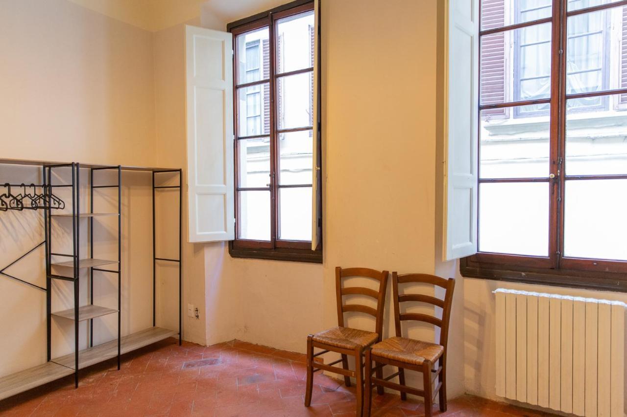Charming Apartment By Bargello Museum Firenze Bagian luar foto