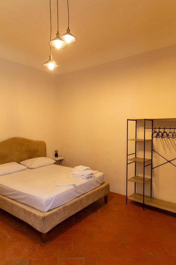 Charming Apartment By Bargello Museum Firenze Bagian luar foto